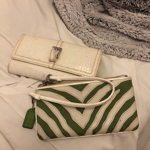 Vintage coach bag with wallet and wristlet - Picture 2 of 2